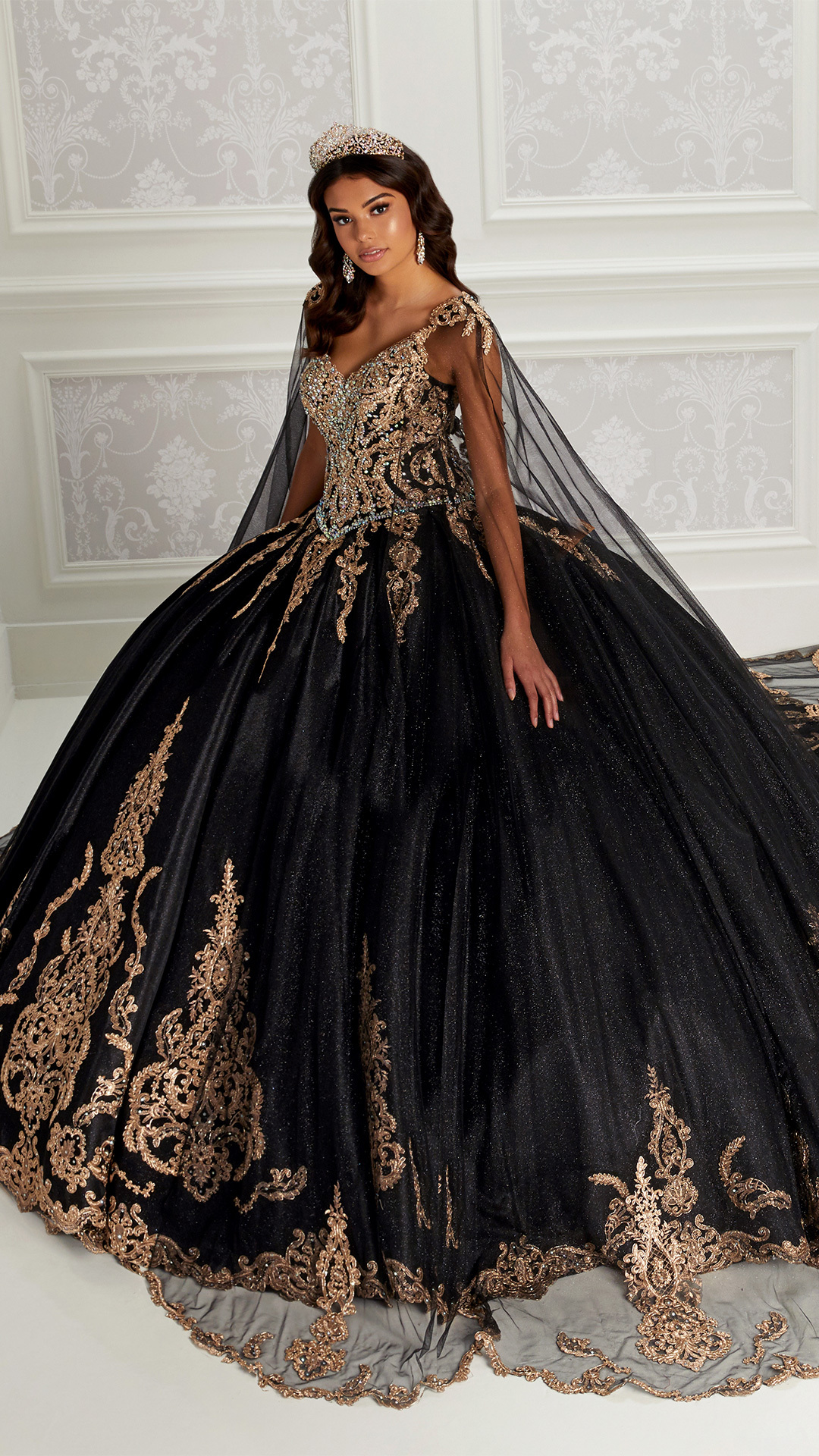 15 Edgy Quince Dresses for a One of a Kind Quinceanera Ariana Vara